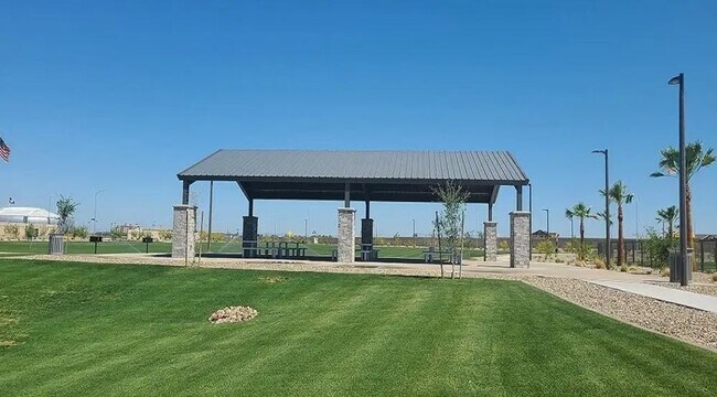 Picnic pavilion area - 8924 W Solano Dr