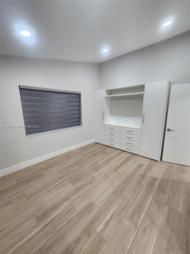 Building Photo - 6376 NW 170th Ln