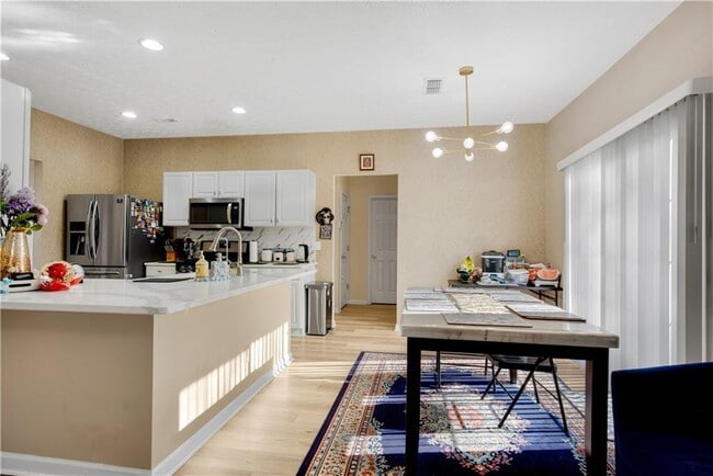 Building Photo - 10005 Lauren Hall Ct