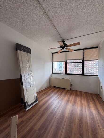 New - 280 Marin Blvd