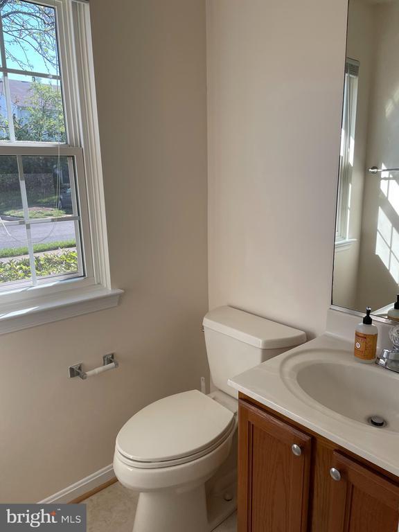 Building Photo - 6107 Hoskins Hollow Cir