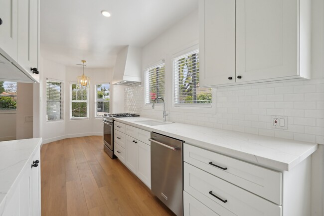 Building Photo - 2351 Camden Ave