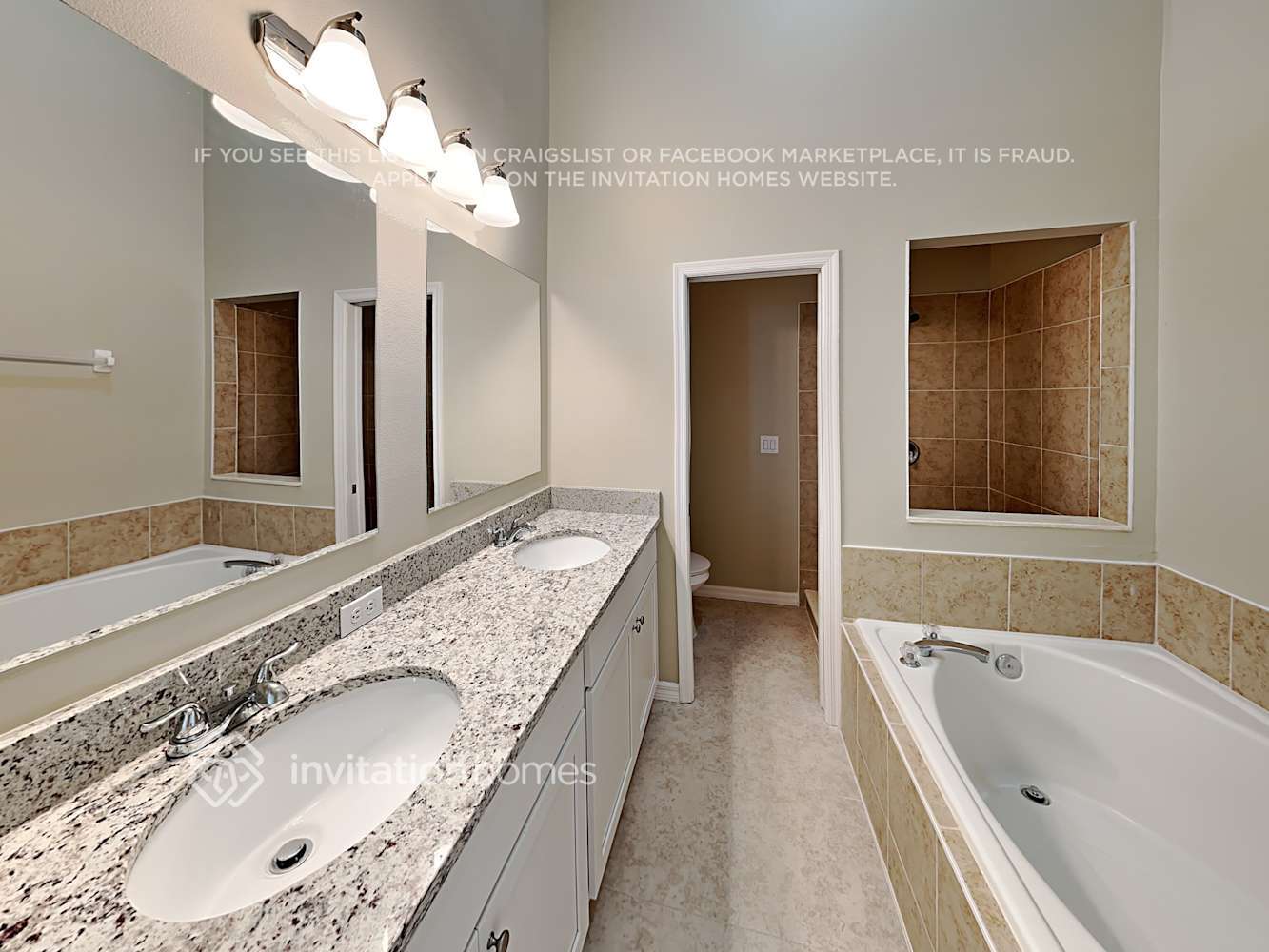 Building Photo - 13733 Hawkeye Dr