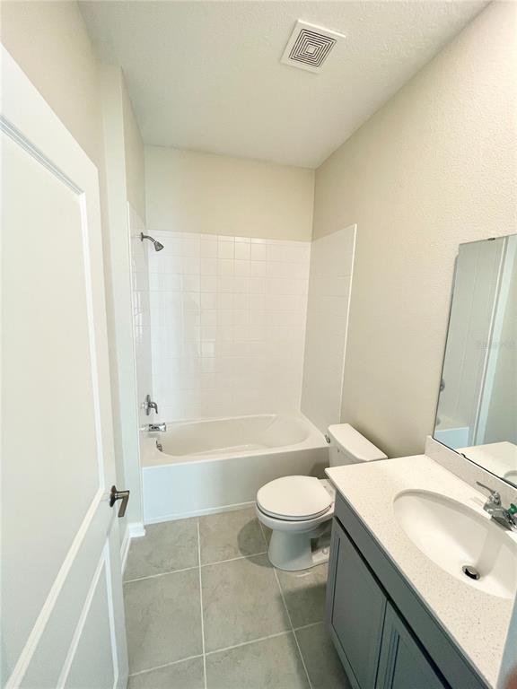 Building Photo - 16421 Fernridge St