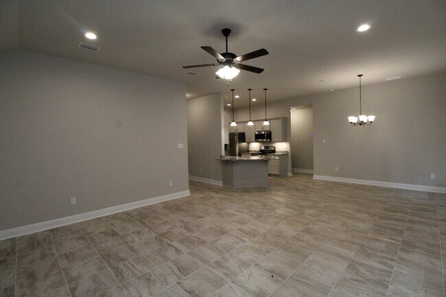 Building Photo - Spacious 3BR/2BA Home Near Navy Federal HQ with Split Floor Plan, High Ceilings & 2-Car Garage
