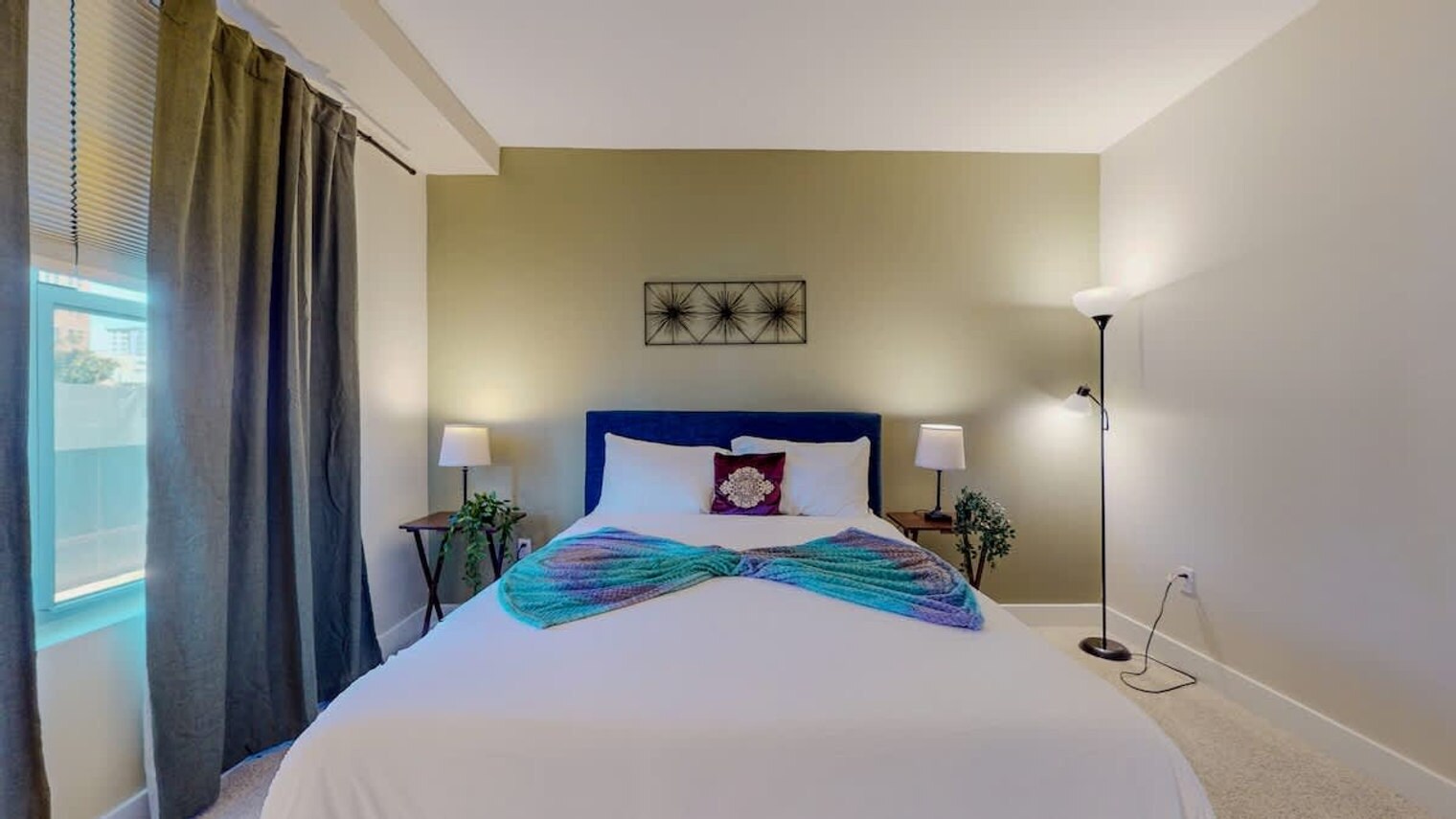 Building Photo - 545 Bedford St