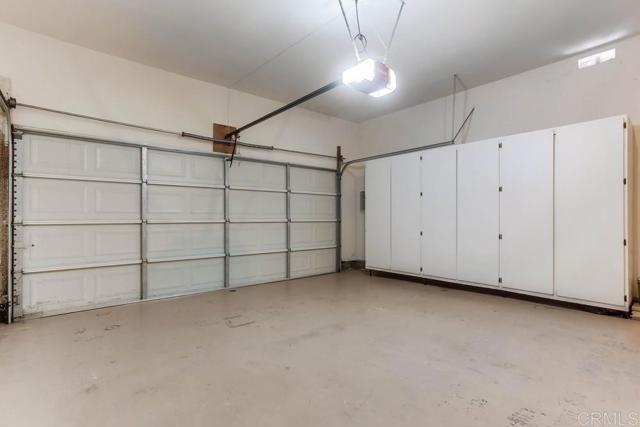 Building Photo - 1121 Alexandra Ln
