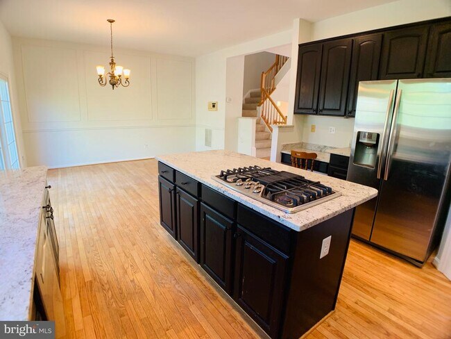 Building Photo - 10496 Courtney Dr