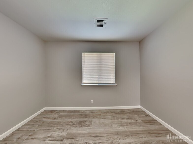 Building Photo - 1276 Alderwood Way