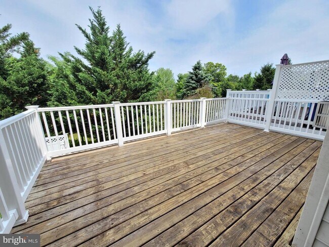 Building Photo - 9382 Penrose St