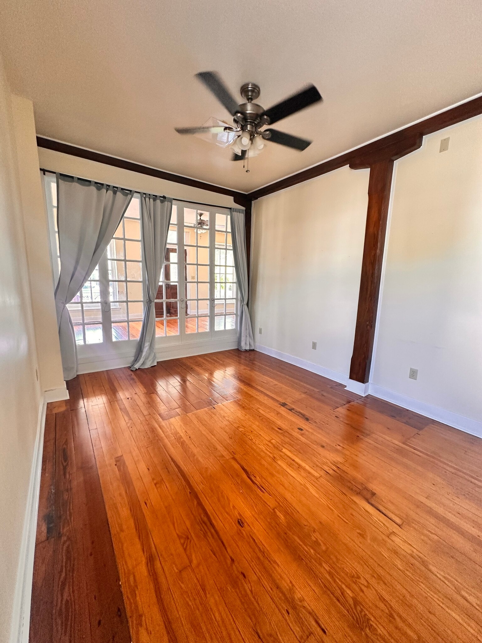 Main bedroom - 1301 W Strasburg Rd