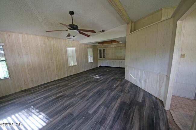 Building Photo - 18475 SE 55th Pl