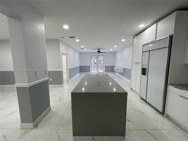 Building Photo - 9244 SW 227th Ln