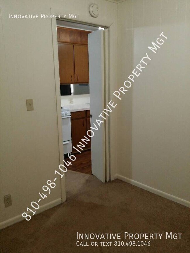 Building Photo - 1097 Bridge St