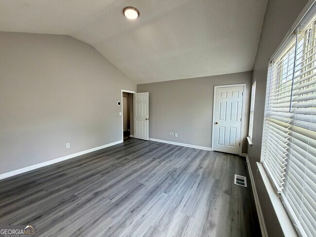 Building Photo - 3354 Waggoner Ln