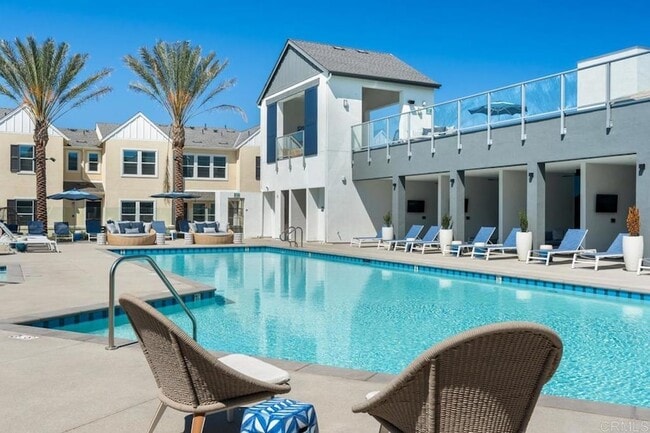 Building Photo - 3055 Avenida Torcello