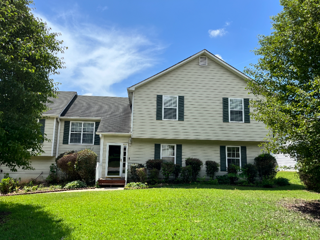 Building Photo - 3933 Brantley Dr