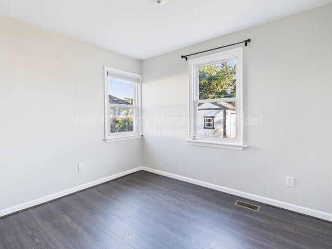 Building Photo - 8000 Diggs Rd