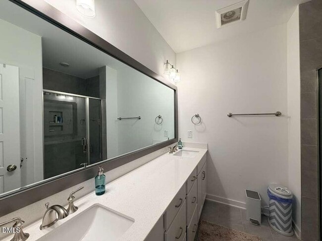 Building Photo - 2222 Bohan Ct