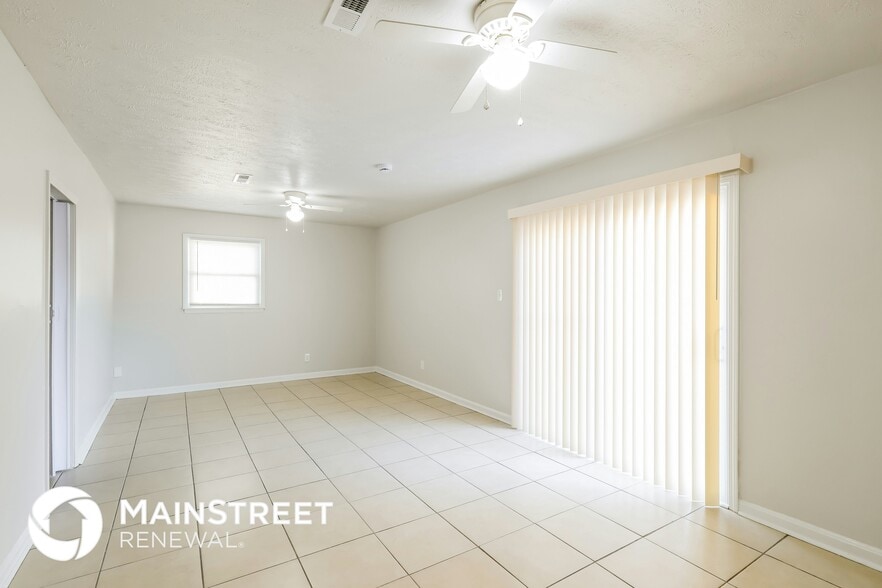 Building Photo - 11702 Brackenberry Ct