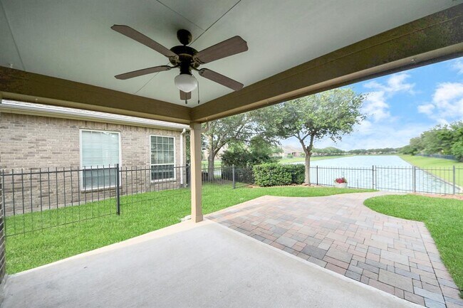 Building Photo - 11430 Elizabeth Brook Dr