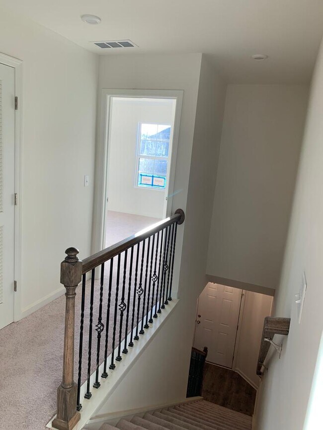 Building Photo - 3306 Deerchase Cir