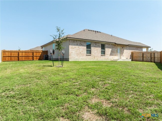 Building Photo - 5117 Rose Petal Ct