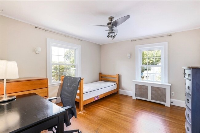 Building Photo - 269 Waltham St