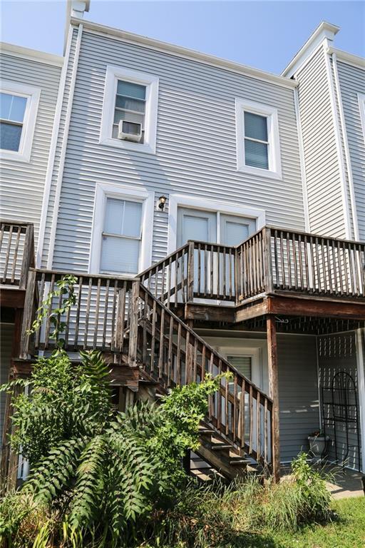 Building Photo - 74 Tell St