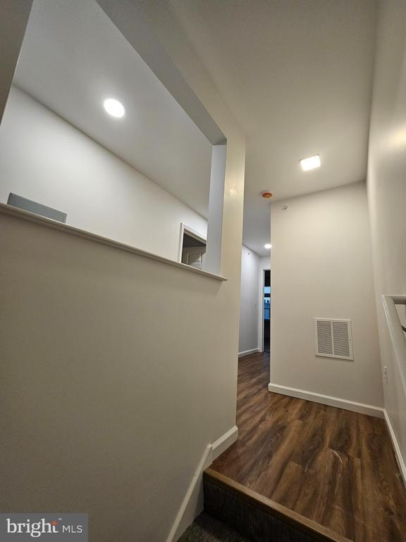 Building Photo - 200 Hamilton Ave