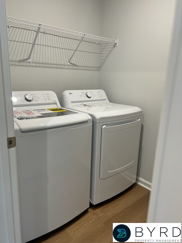 Building Photo - 421 Rivanna Hl Rd