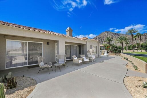 Building Photo - 48535 Vía Encanto