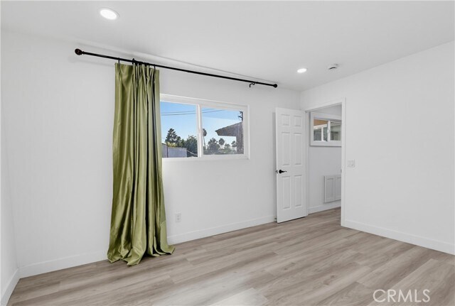 Building Photo - 125 Campanita Ct