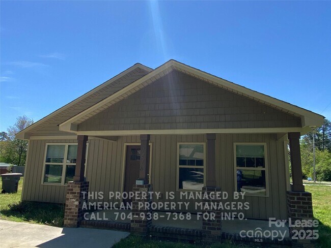 Primary Photo - 1418 Ontario Dr