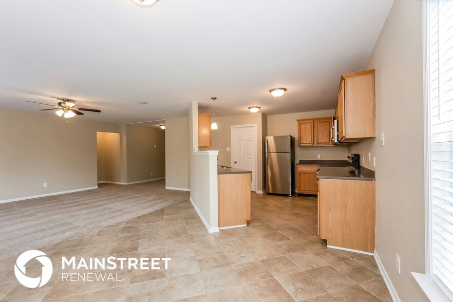 Building Photo - 1612 Bray Dr
