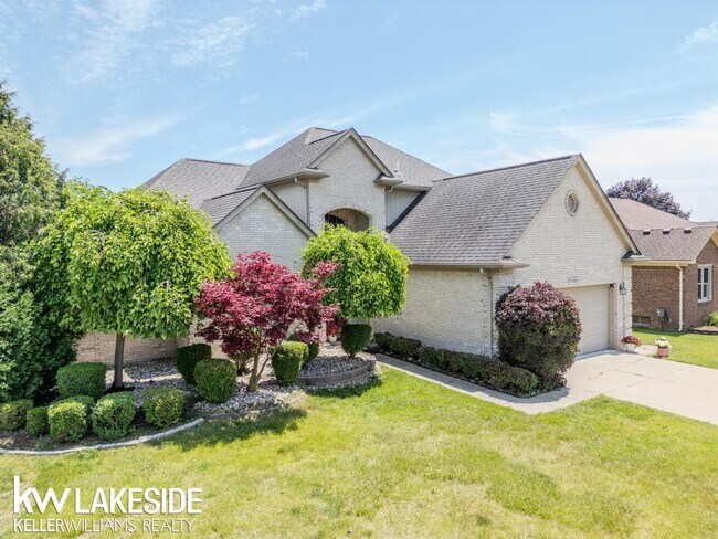 Building Photo - 51460 Blue Spruce Dr