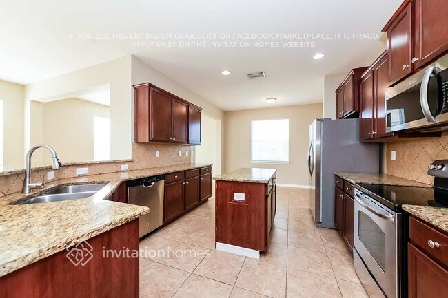 Building Photo - 9033 32nd Ct E