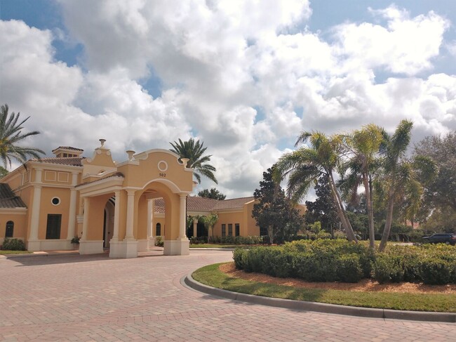 Building Photo - Optional Golf Transfer Seasonal Short-Term...