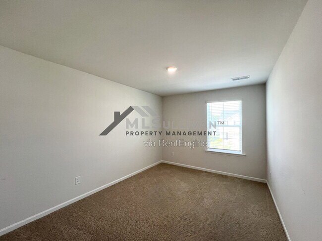 Building Photo - 2932 Egert Dr