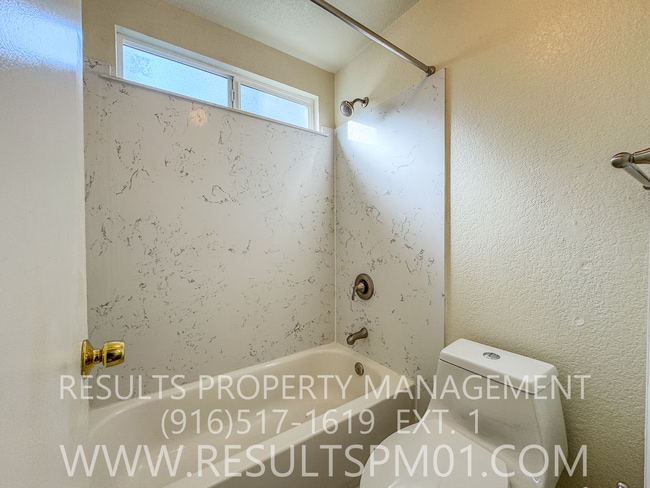 Building Photo - 4 Bedroom Rocklin Beauty. Pet Friendly