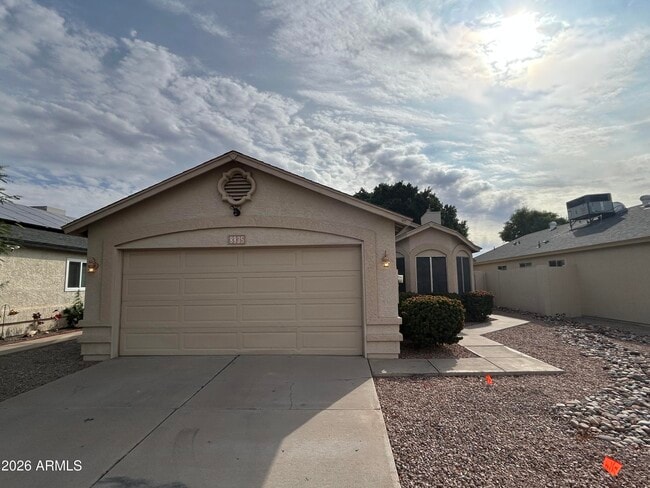 Building Photo - 8835 W Charleston Ave