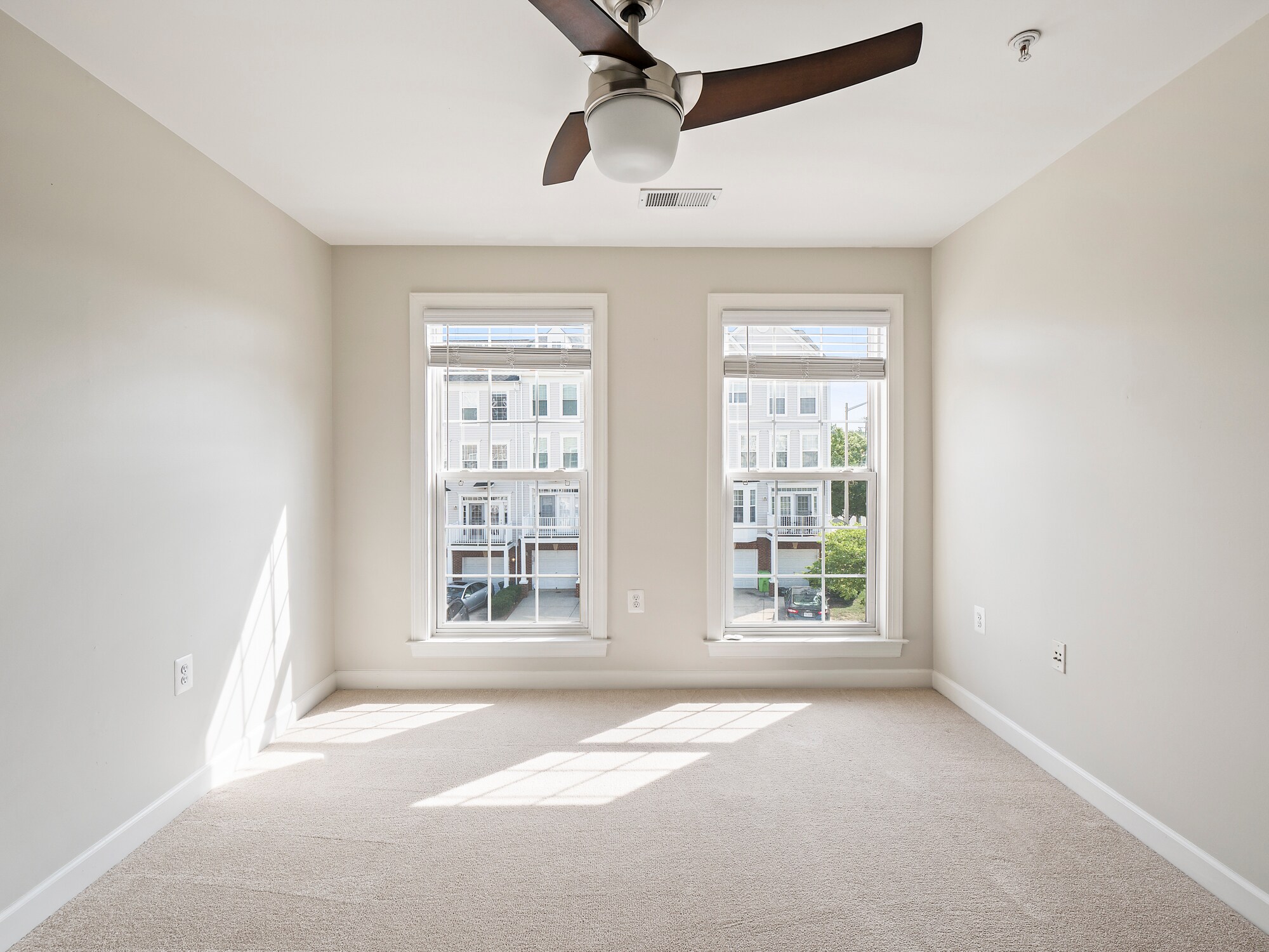 Building Photo - 2498 Curie Ct