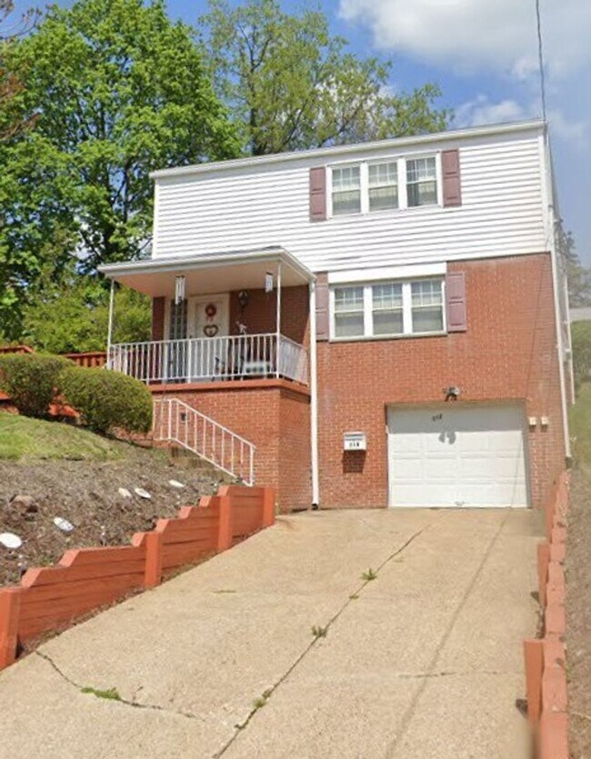 Building Photo - 112 Woodlawn Ave
