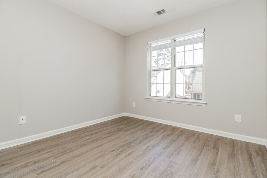 Building Photo - 2285 Wingfoot Pl