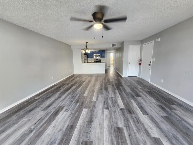 Building Photo - 2745 N Poinciana Blvd