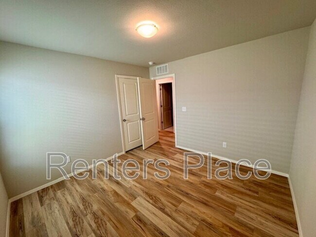 Building Photo - 12316 S Maplewood Ave
