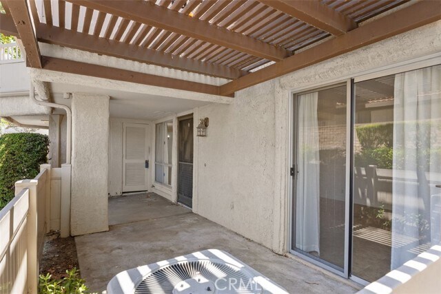 Building Photo - 25652 Rimgate Dr