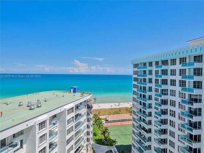 Building Photo - 5151 Collins Ave