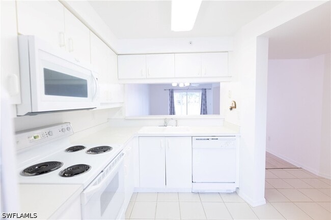 Building Photo - 2456 Millcreek Ln