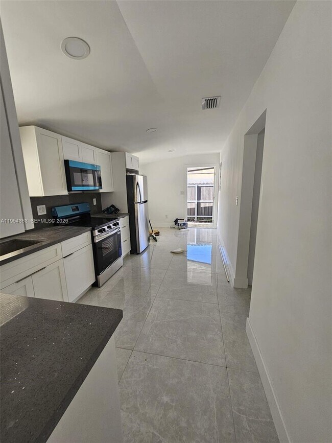 Building Photo - 1148 NW 100th St